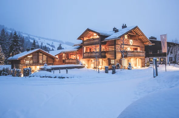 Lech Lodge Aussenansicht im Winter ©JK Lodge GmbH Lech Lodge Aussenansicht im Winter ©JK Lodge GmbH