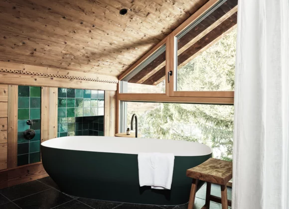 Chalet Loft freistehende Badewanne © JK Lodge GmbH