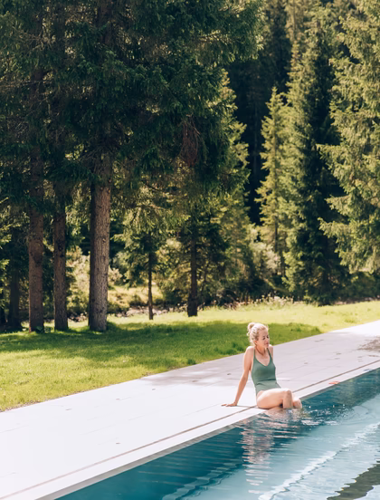 Waldschwimmbad in Lech © Lech Zürs Tourismus by Daniel Zangerl