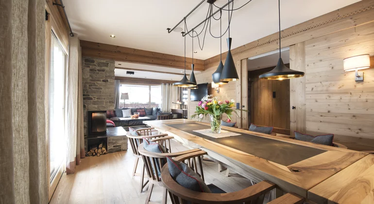Chalet Lech II Essbereich und Wohnraum © JK Lodge GmbH
