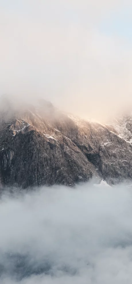 Gipfel vom Arlberg im Nebel © JK Lodge GmbH