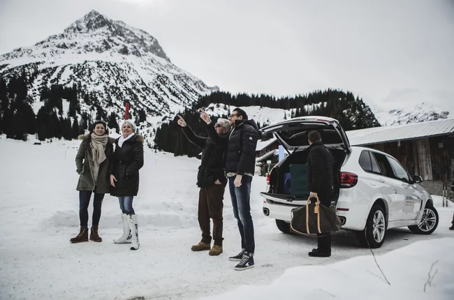 Lech Lodge Anreise Familie und Freunde im Winter © JK Lodge GmbH Lech Lodge Anreise Familie und Freunde im Winter © JK Lodge GmbH