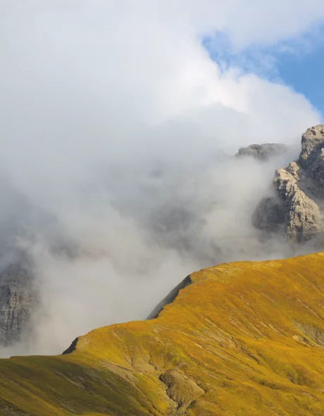 Gipfelgrat vom Arlberg im Fruehling © JK Lodge GmbH