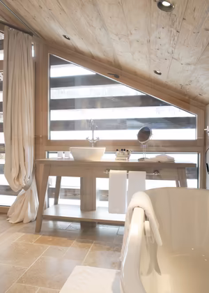 Chalet Arlberg Badezimmer © Stefan Mayrhofner