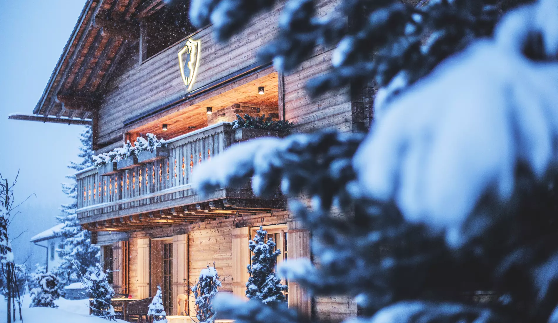 Lech Lodge Aussenansicht Winter b© JK Lodge GmbH Lech Lodge Aussenansicht Winter b© JK Lodge GmbH