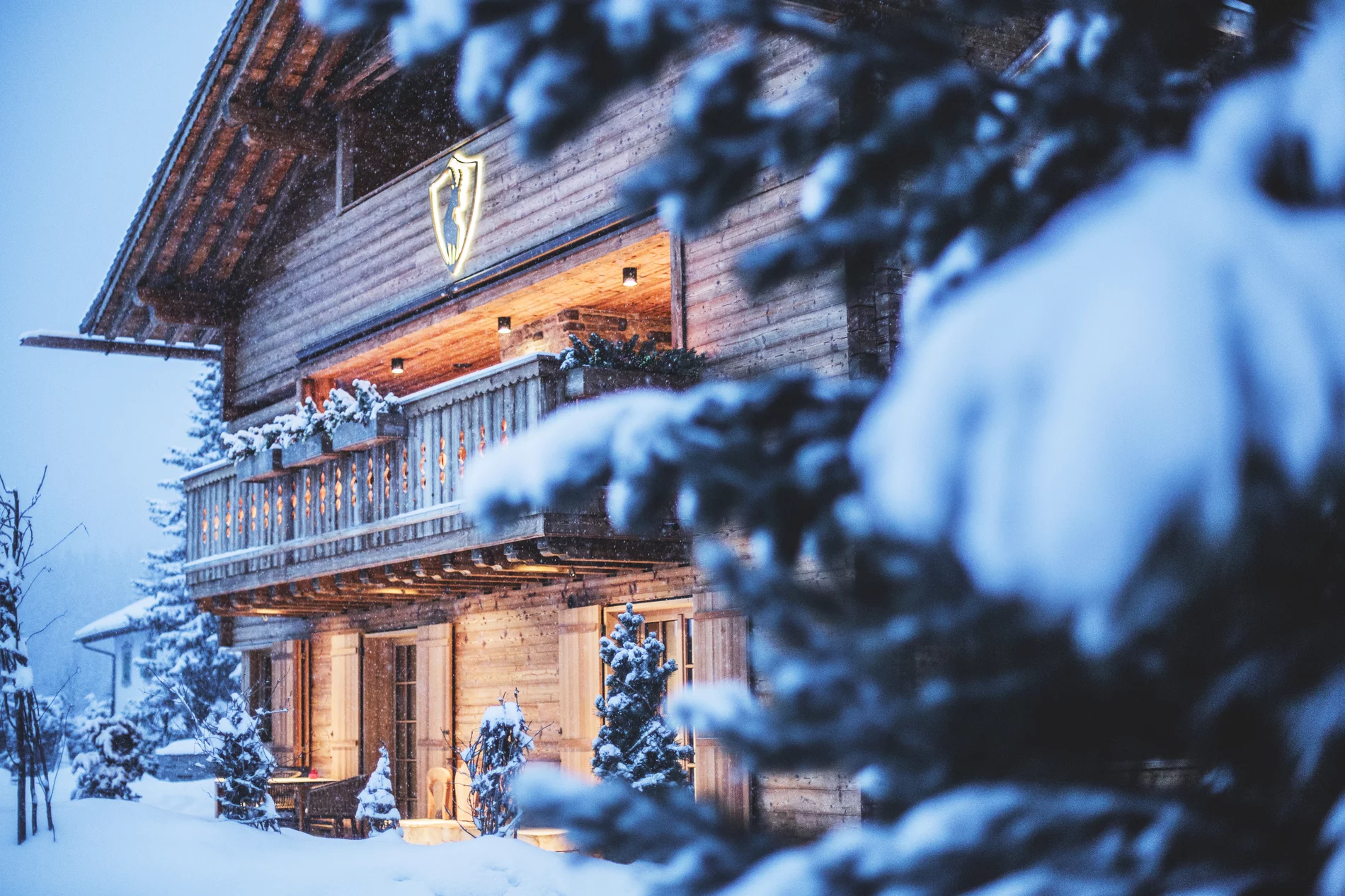 Lech Lodge Aussenansicht Winter b© JK Lodge GmbH