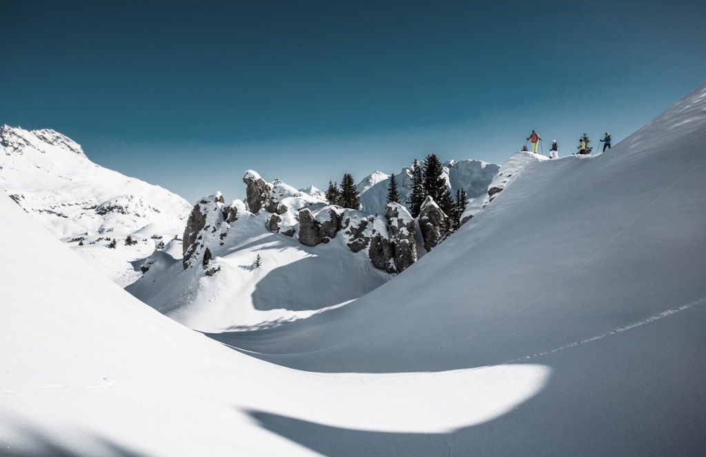 chalet-lech-luxuschalet-am-arlberg-lech-lodge-luxusferienwohnung-winter-skifahren-ausflug-landschaft